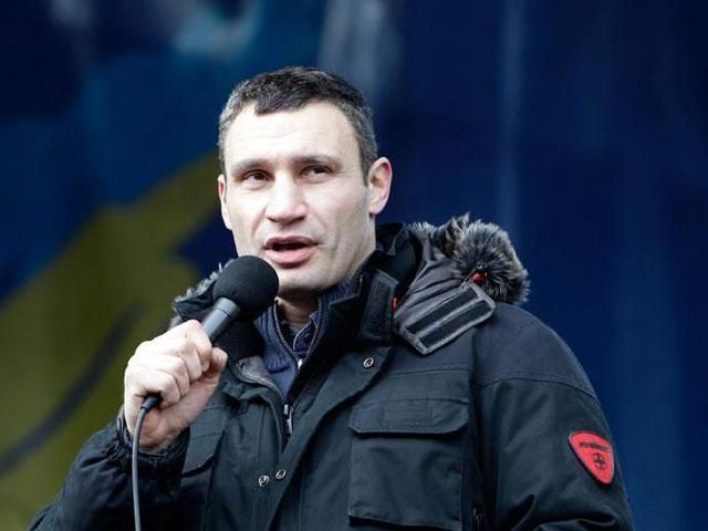 Кличко призвал протестующих к перемирию на время переговоров