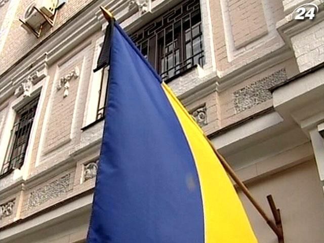 В Украине - траур по убитым активистами В Украине - траур по убитым активистами