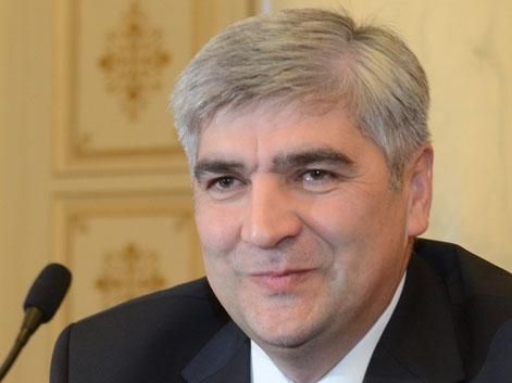 Председатель Львовской ОГА написал заявление об увольнении Председатель Львовской ОГА написал заявление об увольнении