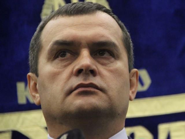 Захарченко сподівається, що "розсудливість обох сторін переможе нікому не потрібне протистояння" Захарченко сподівається, що "розсудливість обох сторін переможе нікому не потрібне протистояння"