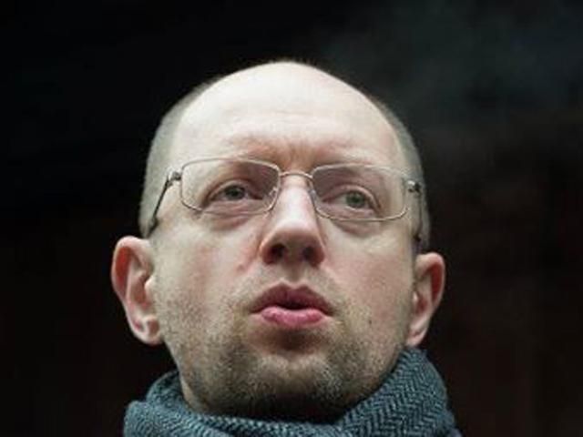 Яценюк подошел к баррикадам на улице Грушевского, - "Батькивщина" Яценюк подошел к баррикадам на улице Грушевского, - "Батькивщина"