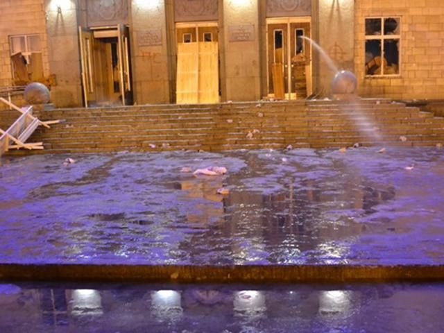 За спробу захопити Черкаську ОДА затримано майже 60 осіб За спробу захопити Черкаську ОДА затримано майже 60 осіб