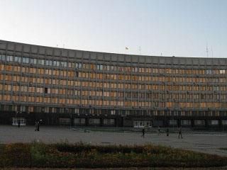 Под Сумским облсоветом - столкновения Под Сумским облсоветом - столкновения