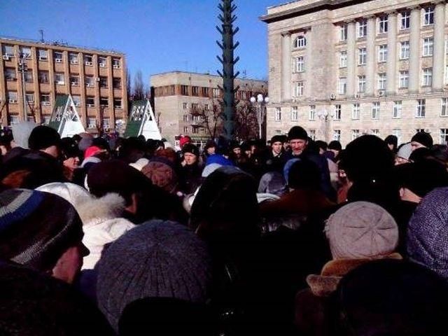 Черкащани вийшли пікетувати прокуратуру і міліцію 