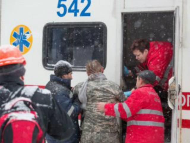 Литва готова прийняти на лікування поранених українських активістів Литва готова прийняти на лікування поранених українських активістів