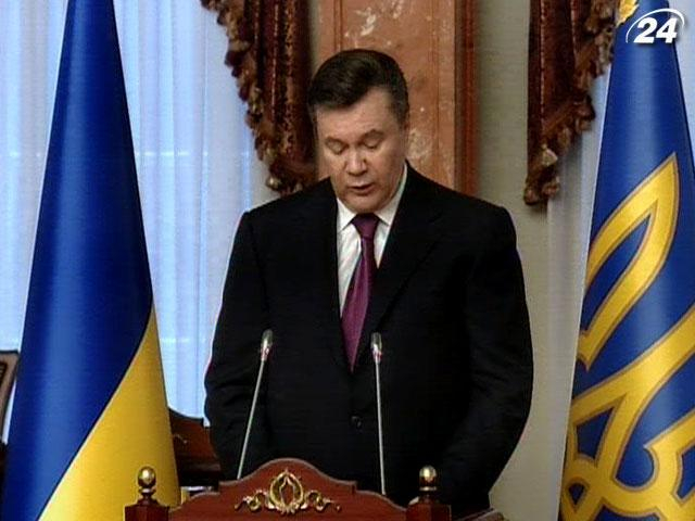 Янукович обещает переформатировать правительство Янукович обещает переформатировать правительство