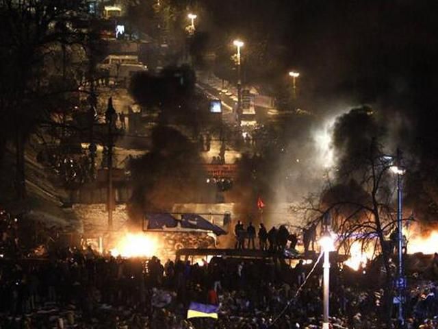 У відновлених протистояннях на Грушевського є постраждалі У відновлених протистояннях на Грушевського є постраждалі