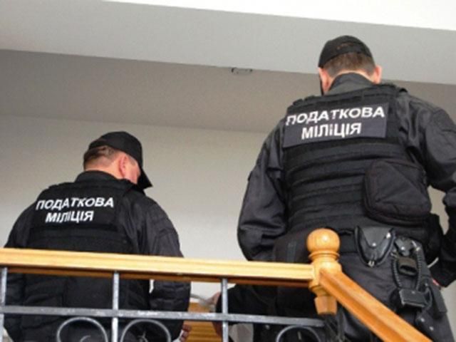 Власть вооружает налоговую милицию, - "Батькивщина" Власть вооружает налоговую милицию, - "Батькивщина"