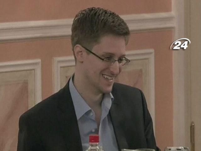 Сноудену продовжили термін перебування в Росії