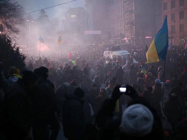 Оболонський райсуд залишив під вартою ще трьох активістів Оболонський райсуд залишив під вартою ще трьох активістів