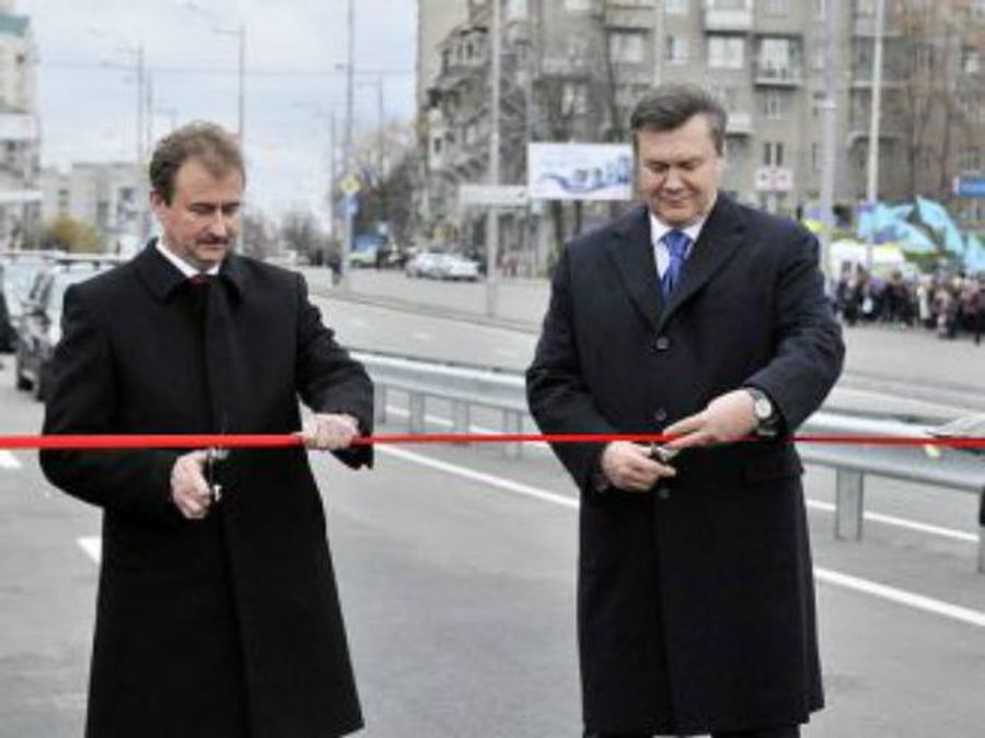 Попова освободили от должности председателя КГГА. Вместо него - Макеенко