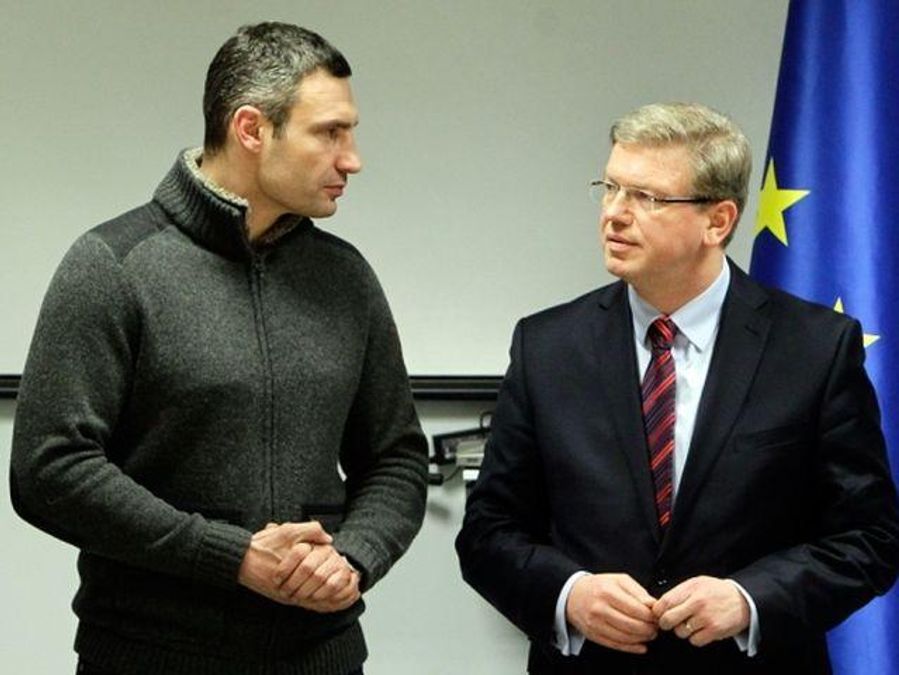 Фюле розповів про план виходу України з кризи 