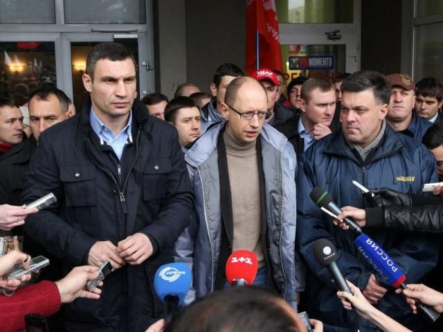 Янукович запропонував Яценюку посаду прем'єра, Кличку - віце-прем'єра Янукович запропонував Яценюку посаду прем'єра, Кличку - віце-прем'єра