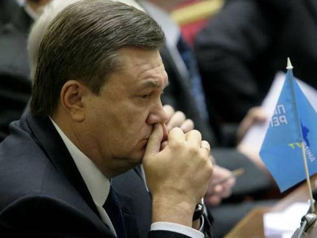 Янукович поговорил с регионалами о ситуации в стране