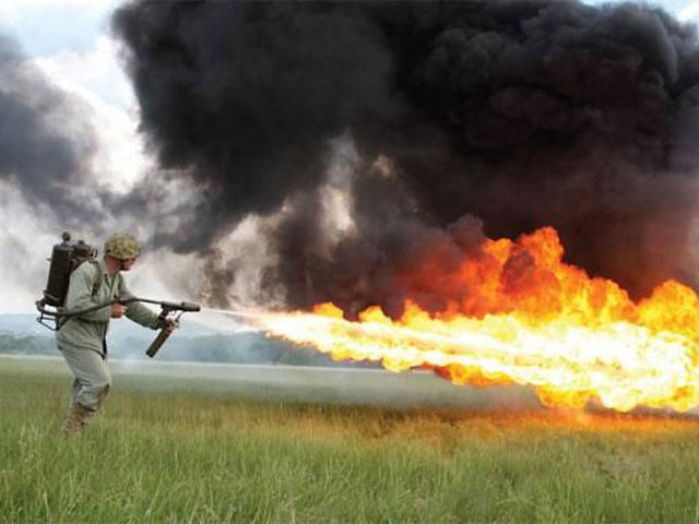 Захарченко говорит, что “экстремисты” в центре Киева приготовили смертельную взрывчатку Захарченко говорит, что “экстремисты” в центре Киева приготовили смертельную взрывчатку