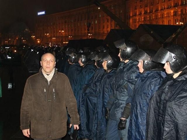 Іноземним послам "провели екскурсію" на Майдан і в Будинок профспілок