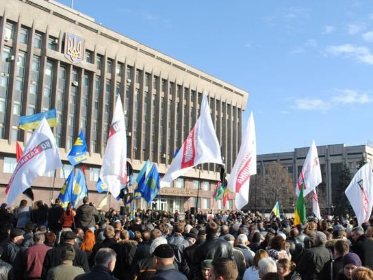Запорожские протестующие не собираются расходиться