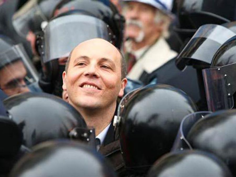 Разговор с властью сможет иметь смысл, когда сотни арестованных вернутся на Майдан, - Парубий