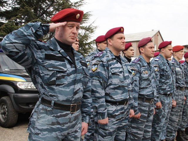 Кабмин увеличивает численность "Беркута" и "Грифона" в 6 раз, — ZN.UA Кабмин увеличивает численность "Беркута" и "Грифона" в 6 раз, — ZN.UA