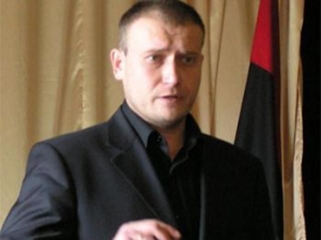 Головнокомандувач "Правого сектору" готовий взяти на себе відповідальність за революцію Головнокомандувач "Правого сектору" готовий взяти на себе відповідальність за революцію