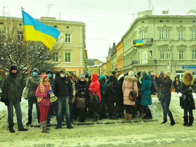 Львівські студенти пікетували прокуратуру (Фото)