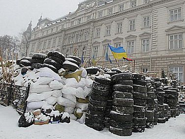 Сьогодні активісти частково звільнять будівлю Львівської ОДА 