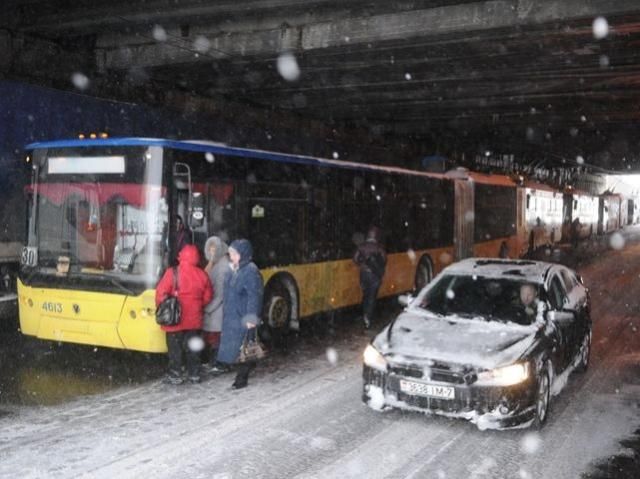 В Киеве отложили подорожание транспорта
