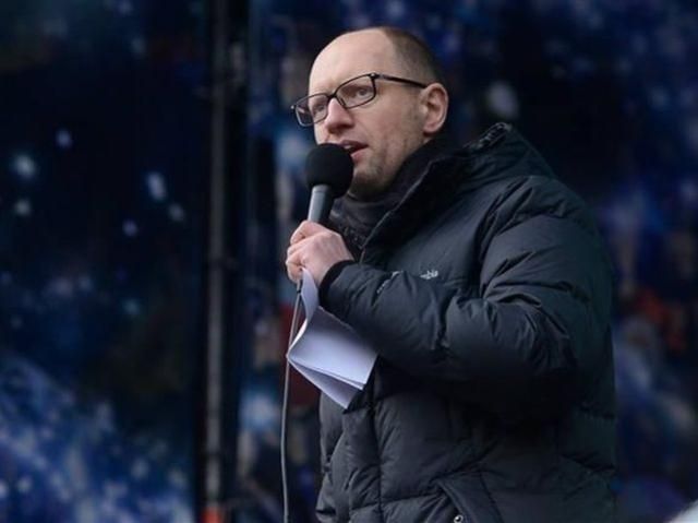 Силовой сценарий еще на повестке дня, - Яценюк Силовой сценарий еще на повестке дня, - Яценюк