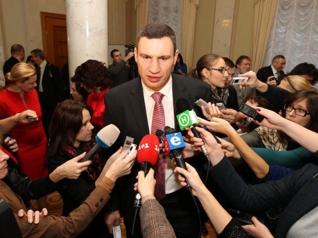 В Раду приехал Янукович и все руководство Партии регионов, - Кличко В Раду приехал Янукович и все руководство Партии регионов, - Кличко