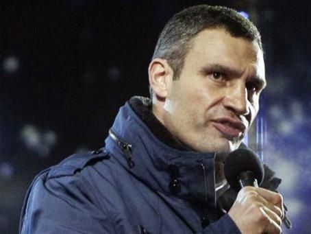 Влада поводить себе, як сомалійські пірати, — Кличко (Відео) Влада поводить себе, як сомалійські пірати, — Кличко (Відео)