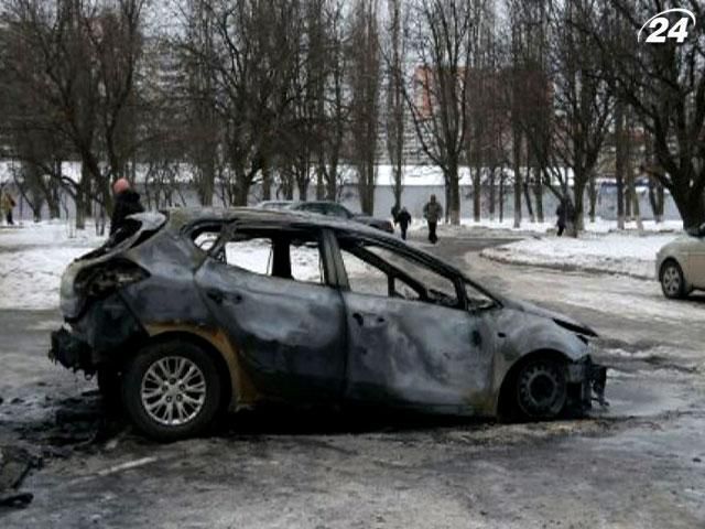 У Києві палять автомобілі з номерами західних областей