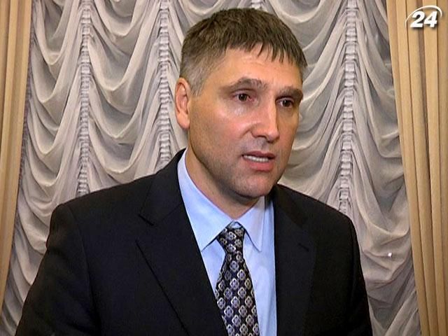 Мирошниченко позволил остаться в Доме профсоюзов и Украинском доме Мирошниченко позволил остаться в Доме профсоюзов и Украинском доме