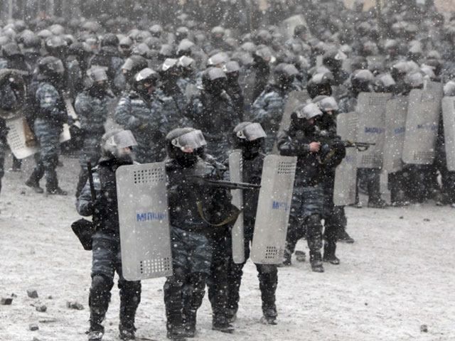 У 30-річного капітана ВВ, який працював на Грушевського, зупинилося серце У 30-річного капітана ВВ, який працював на Грушевського, зупинилося серце