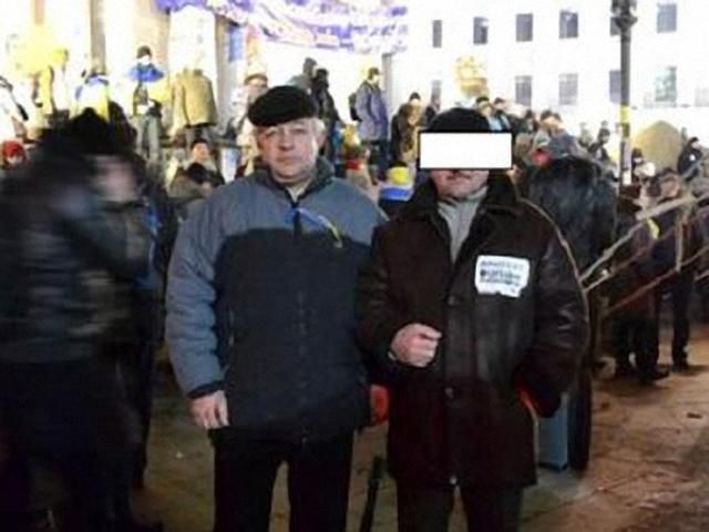 От пневмонии умер активист, которого на Грушевского облил водой "Беркут" От пневмонии умер активист, которого на Грушевского облил водой "Беркут"