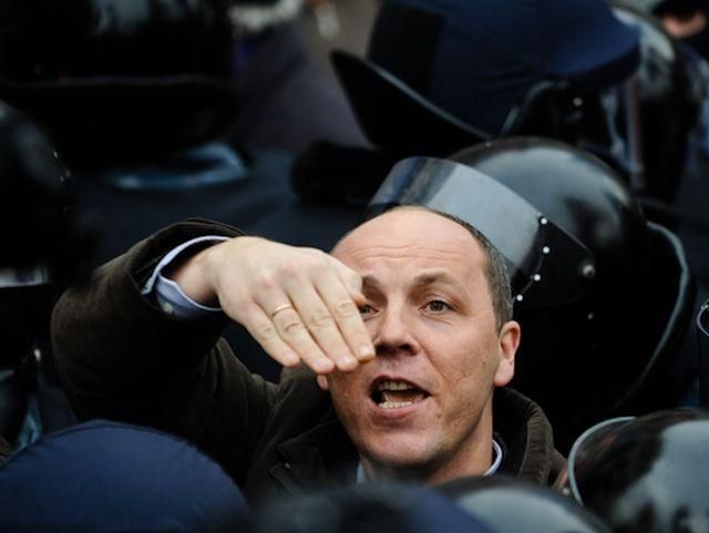 У власти собрано очень много людей вокруг Майдана, - Парубий У власти собрано очень много людей вокруг Майдана, - Парубий