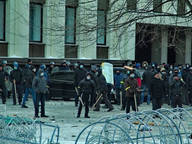 У Дніпропетровську напали на адвоката затриманих протестувальників 