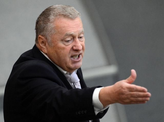 Жириновский говорит, что после Олимпиады Россия даст Януковичу патроны (Видео) Жириновский говорит, что после Олимпиады Россия даст Януковичу патроны (Видео)