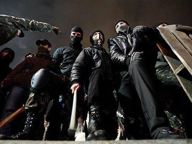 На переговорах з владою має бути і "Правий сектор", — генерал-лейтенант Скибінецький На переговорах з владою має бути і "Правий сектор", — генерал-лейтенант Скибінецький