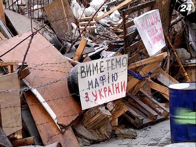 Итоги недели: Станет ли "Правый сектор" самостоятельным политическим игроком? Итоги недели: Станет ли "Правый сектор" самостоятельным политическим игроком?