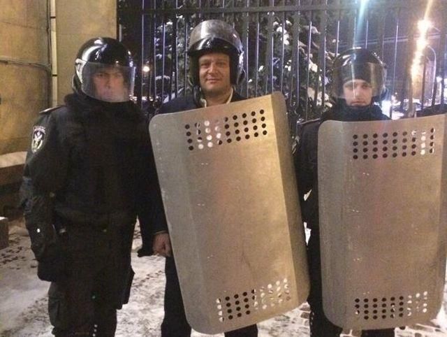 В Харькове регионалы создали "Украинский фронт" - чтобы бороться с оккупантами В Харькове регионалы создали "Украинский фронт" - чтобы бороться с оккупантами