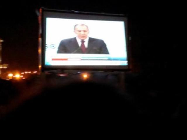 На Грушевского милиции показывают "24" и "5 канал" (Фото) На Грушевского милиции показывают "24" и "5 канал" (Фото)