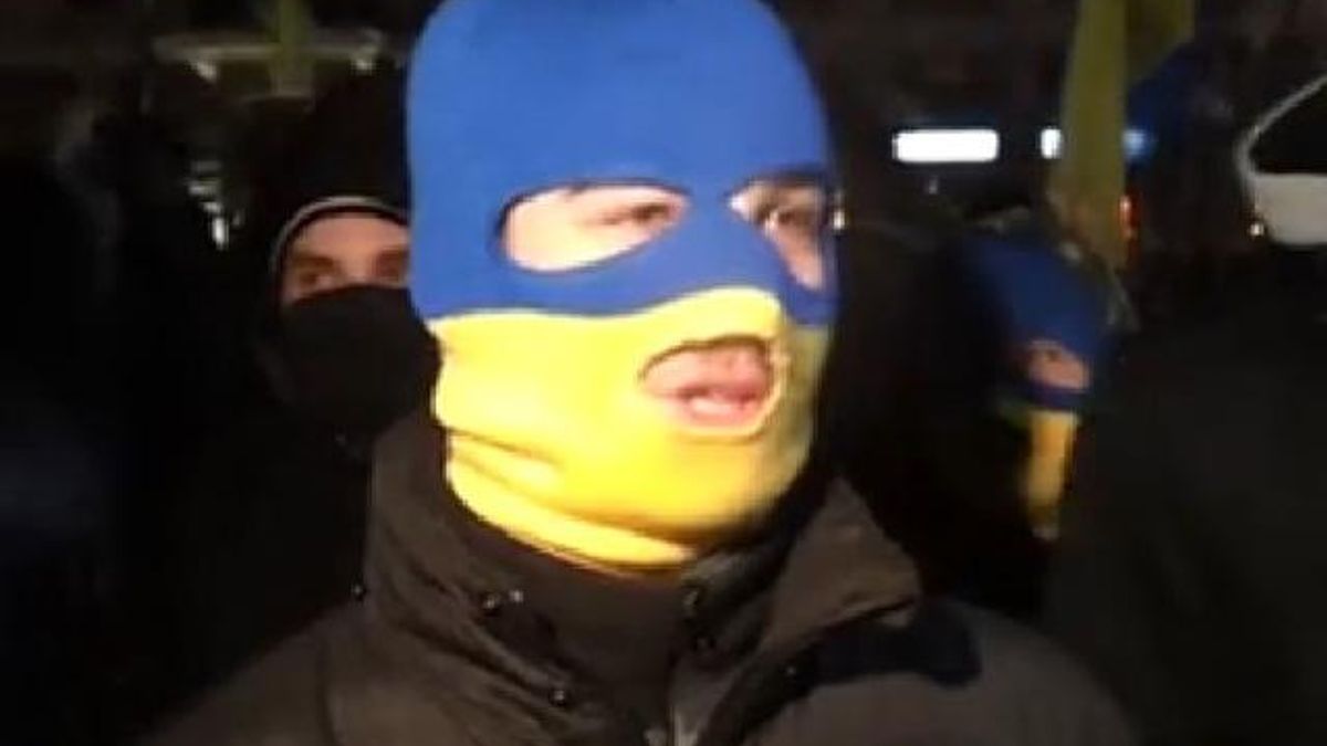 Харківські ультрас оберігали ходу Євромайдану (Відео)