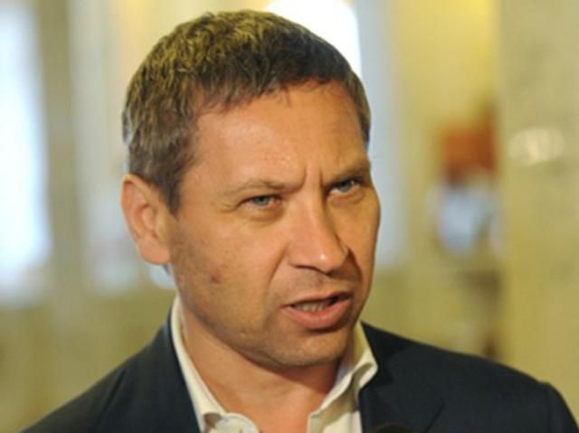 На Євромайдан вийшли нормальні люди, що б там не говорили, — регіонал На Євромайдан вийшли нормальні люди, що б там не говорили, — регіонал