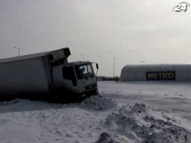 Сербия приходит в себя после снежного урагана Сербия приходит в себя после снежного урагана