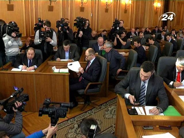 В ВР так и не решили, за что голосовать на этой неделе В ВР так и не решили, за что голосовать на этой неделе