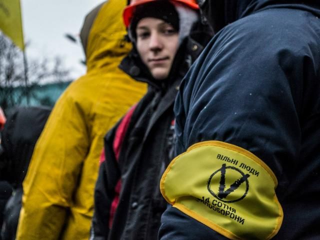 Женщины на Майдане создали свою сотню самообороны