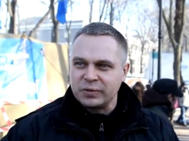 "Всі на позитиві, всіх нормально пре", — комендант антимайдану (Відео)