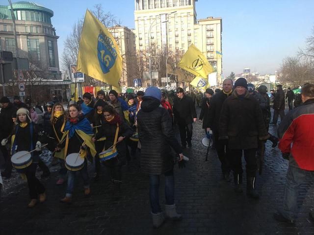 Активисты предупредили власть митингом и вернулись на Майдан