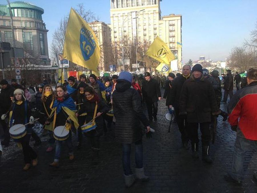 Активисты предупредили власть митингом и вернулись на Майдан Активисты предупредили власть митингом и вернулись на Майдан