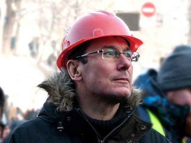 За вибухом у Будинку профспілок стоять люди, які копіюють колег з Москви, — Луценко 